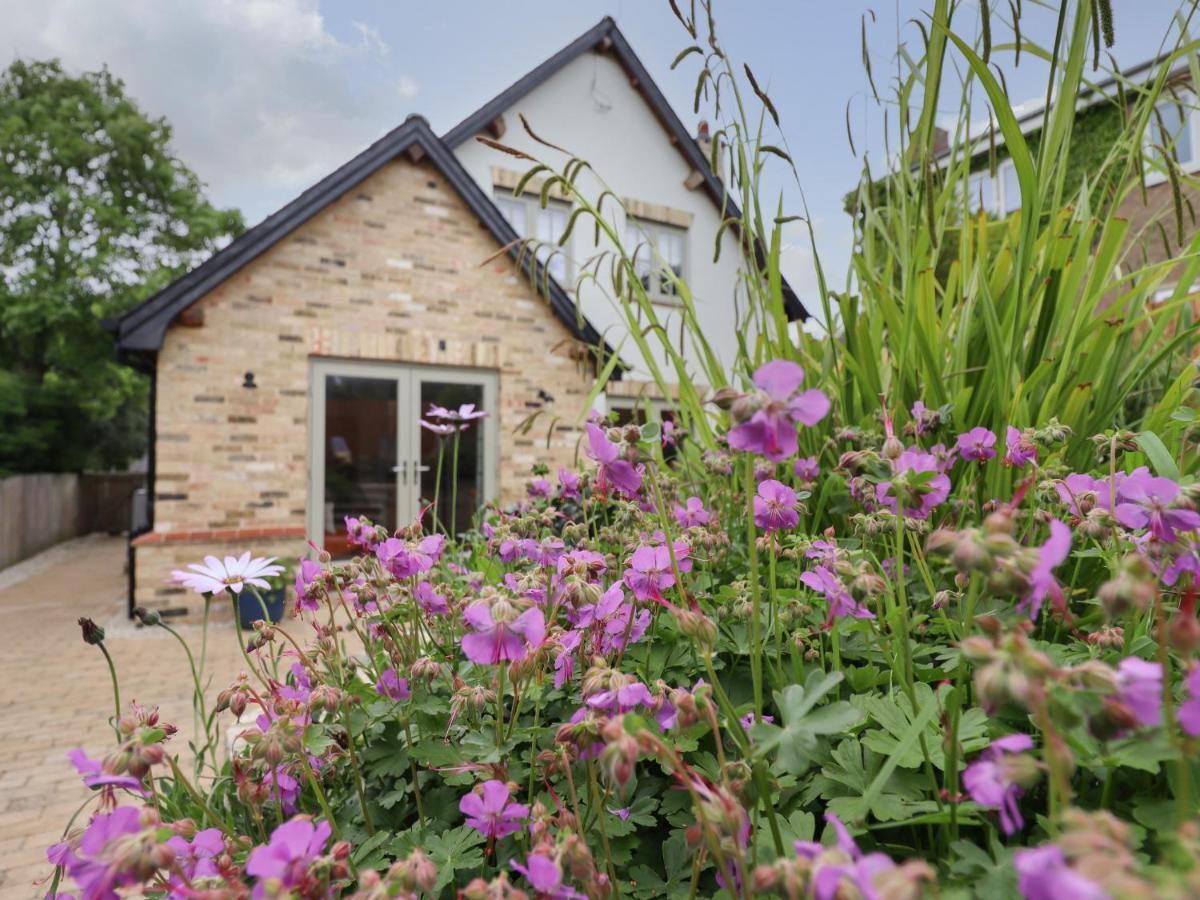 Fern Cottage Cambridge  Exterior photo